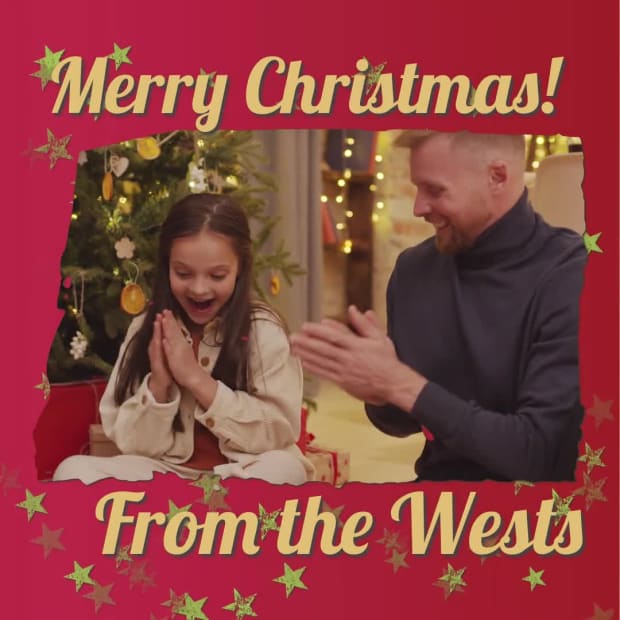MERRY CHRISTMAS CARD at 8 seconds