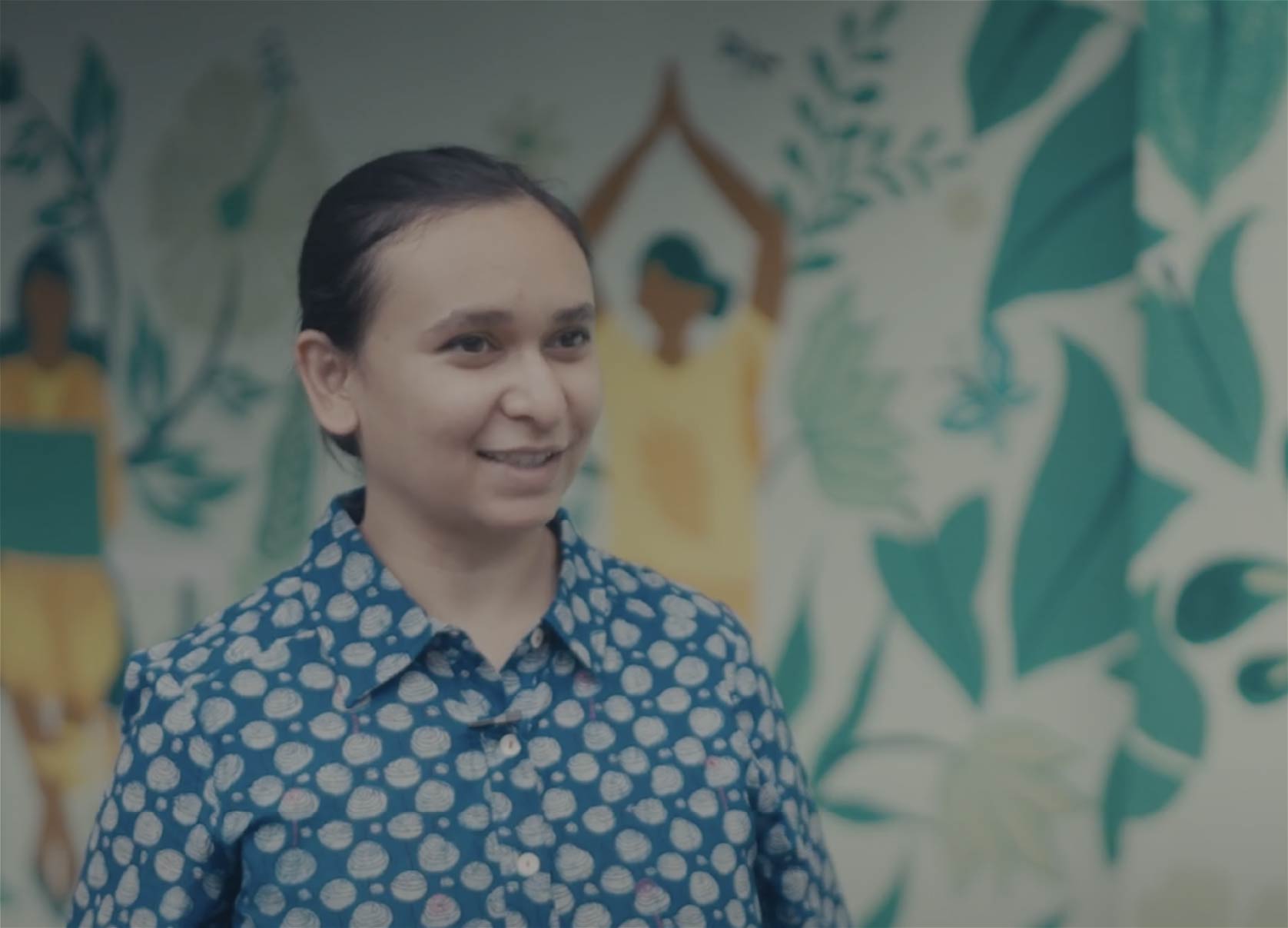 Woman smiling video thumbnail.