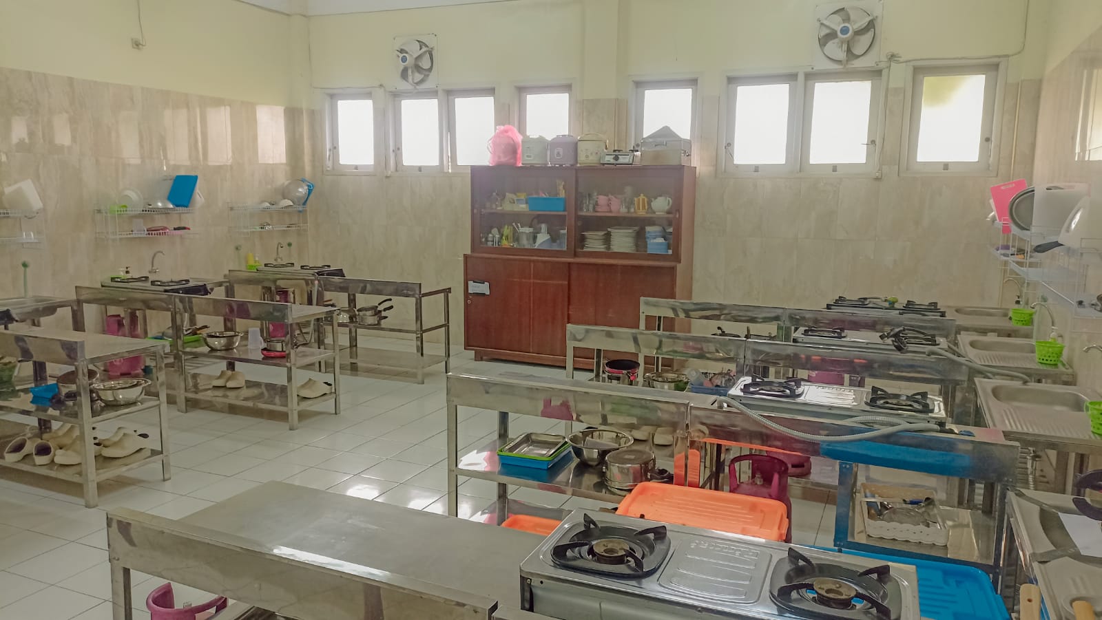 LAB Tata Boga SMAIT Putri Al Hanif