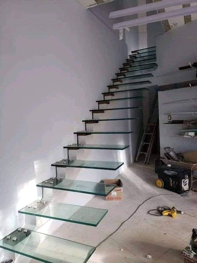 Glass steps