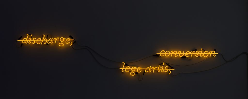 Joseph Kosuth – Amnesia: various, luminous, fixed. – London