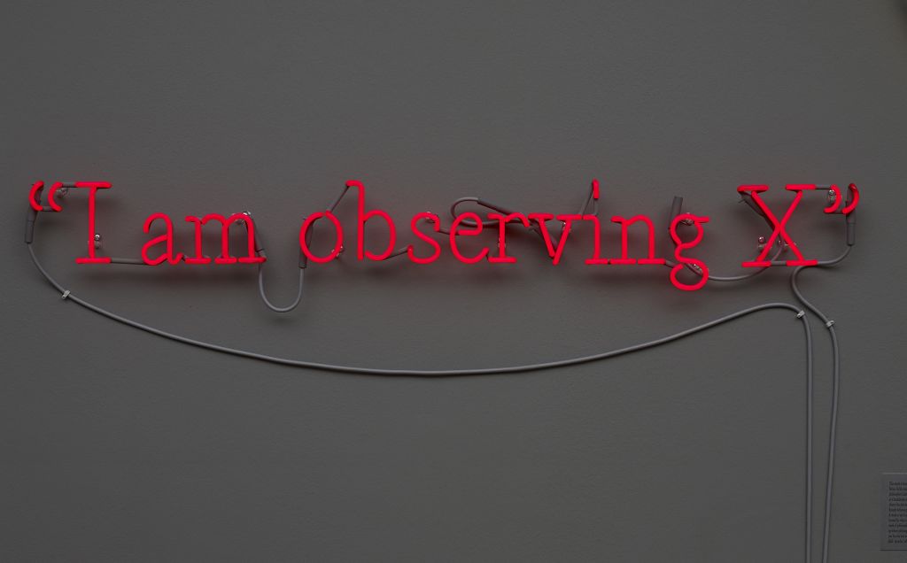 Joseph Kosuth – Amnesia: various, luminous, fixed. – London