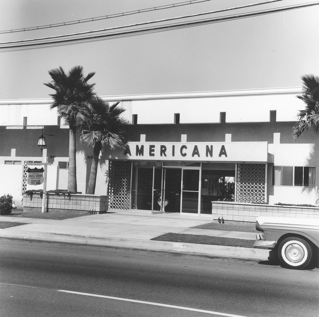 Ed Ruscha – Apartments, Parking Lots, Palm Trees and others: Films, Photographs and Drawings from 1961 to 1975 – Berlin