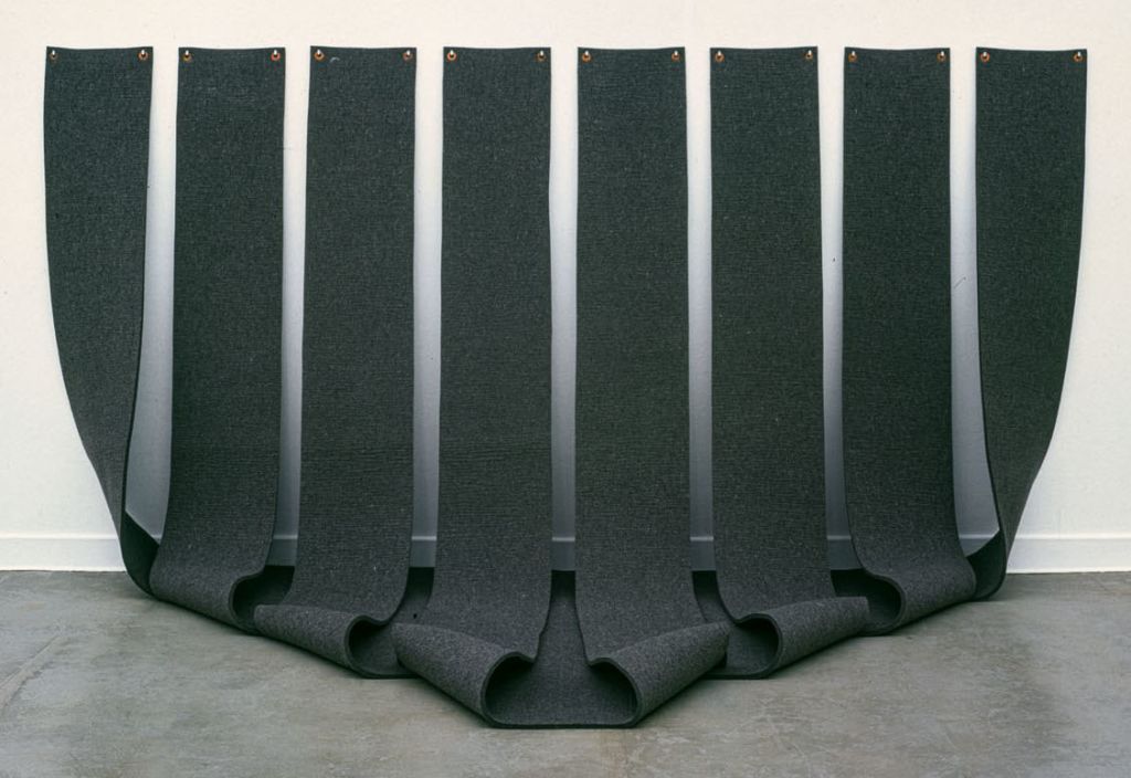 Robert Morris – Recent Felt Pieces – Cologne