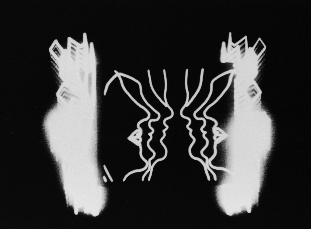 Dreaming Mirrors Dreaming Screens – Group Exhibition – Berlin