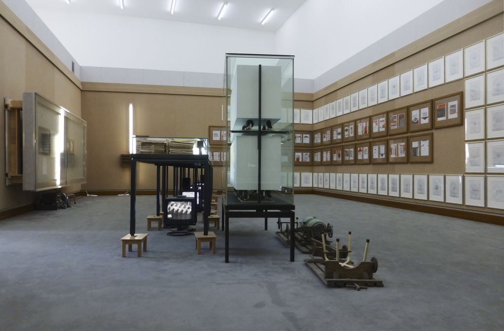 Reinhard Mucha – Frankfurter Block – Arbeiten am Hohlkasten 1981-2014 – Berlin