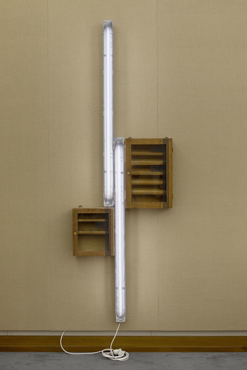 Reinhard Mucha – Frankfurter Block – Arbeiten am Hohlkasten 1981-2014 – Berlin