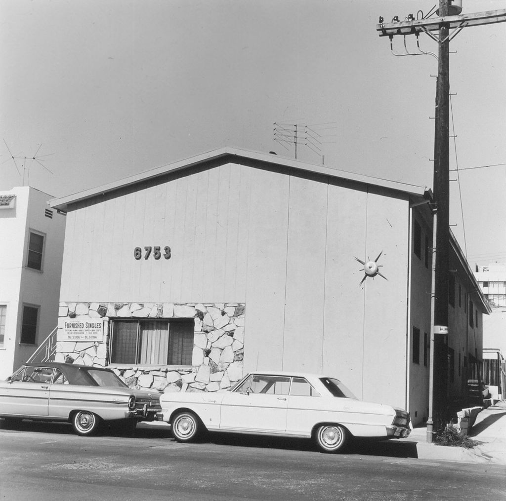 Ed Ruscha – Apartments, Parking Lots, Palm Trees and others: Films, Photographs and Drawings from 1961 to 1975 – Berlin