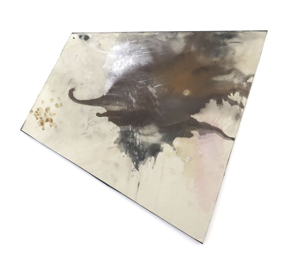 Dreaming Mirrors Dreaming Screens – Group Exhibition – Berlin