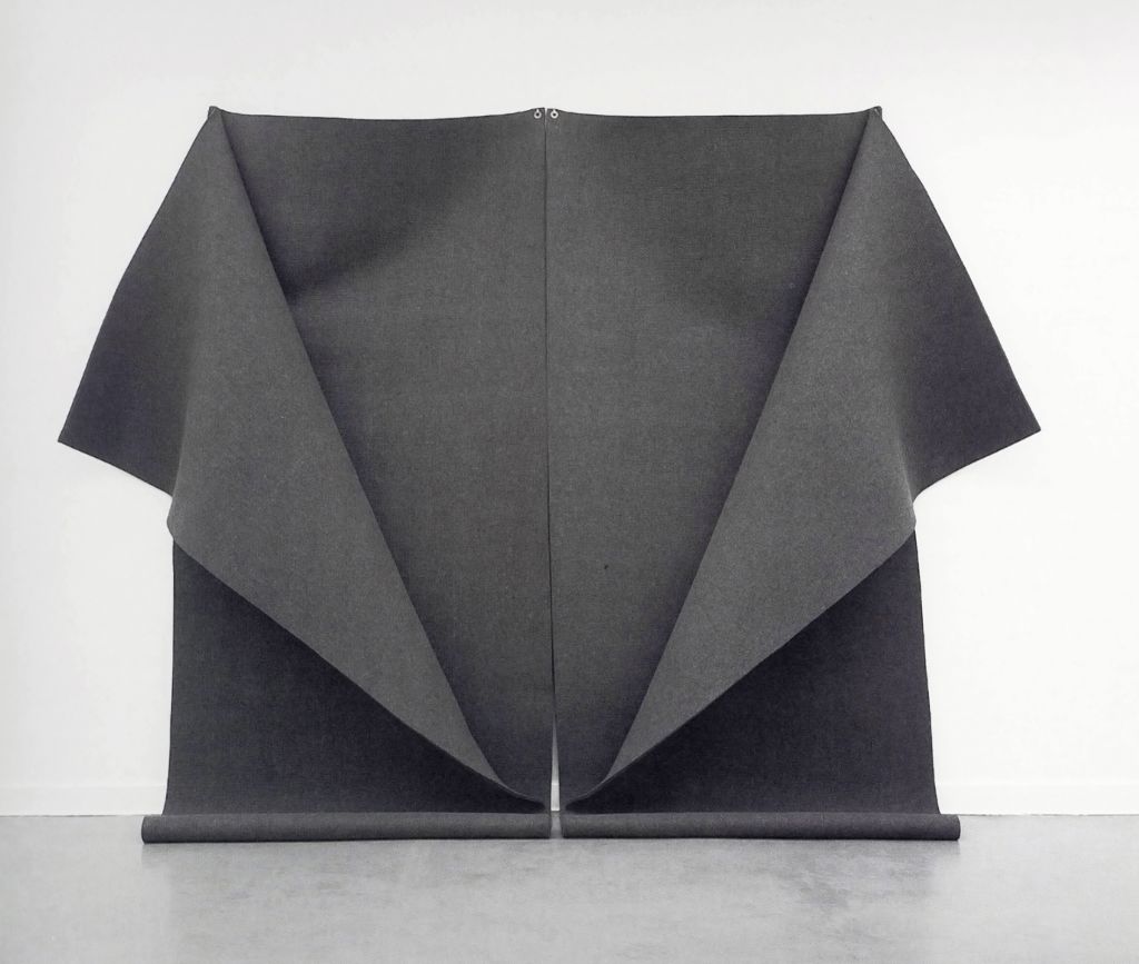 Robert Morris – Early Sculpture – London