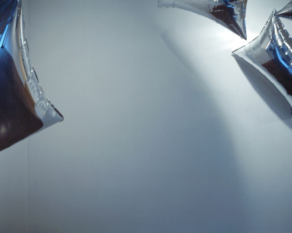 Louise Lawler – ‘Hand On Her Back’ and Other Pictures – Cologne