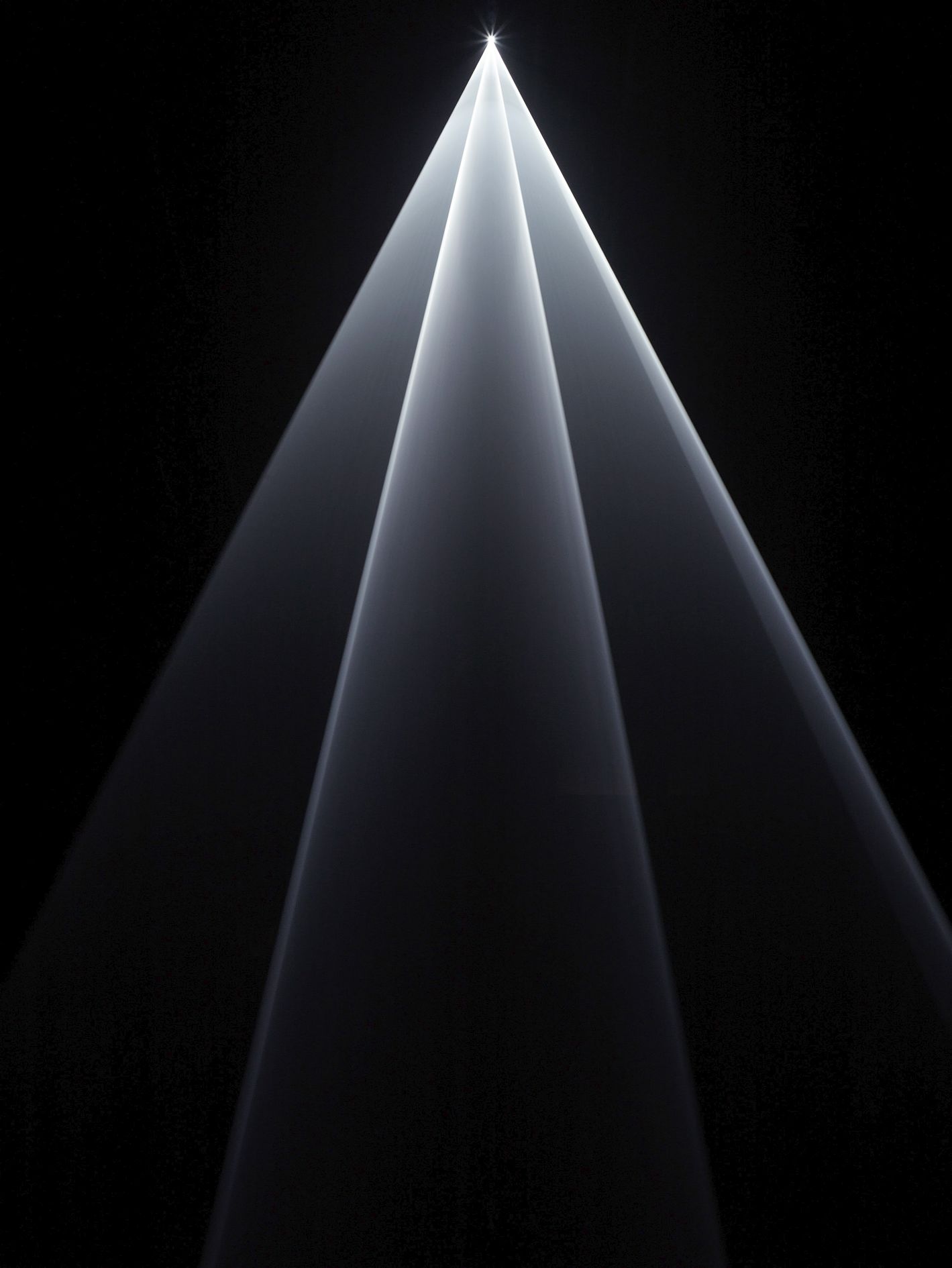 Anthony McCall – Vertical Works – Sprüth Magers at Ambika P3, University of Westminster