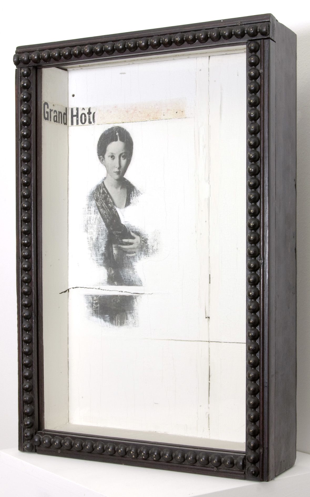 Joseph Cornell Karen Kilimnik – Group Exhibition – London