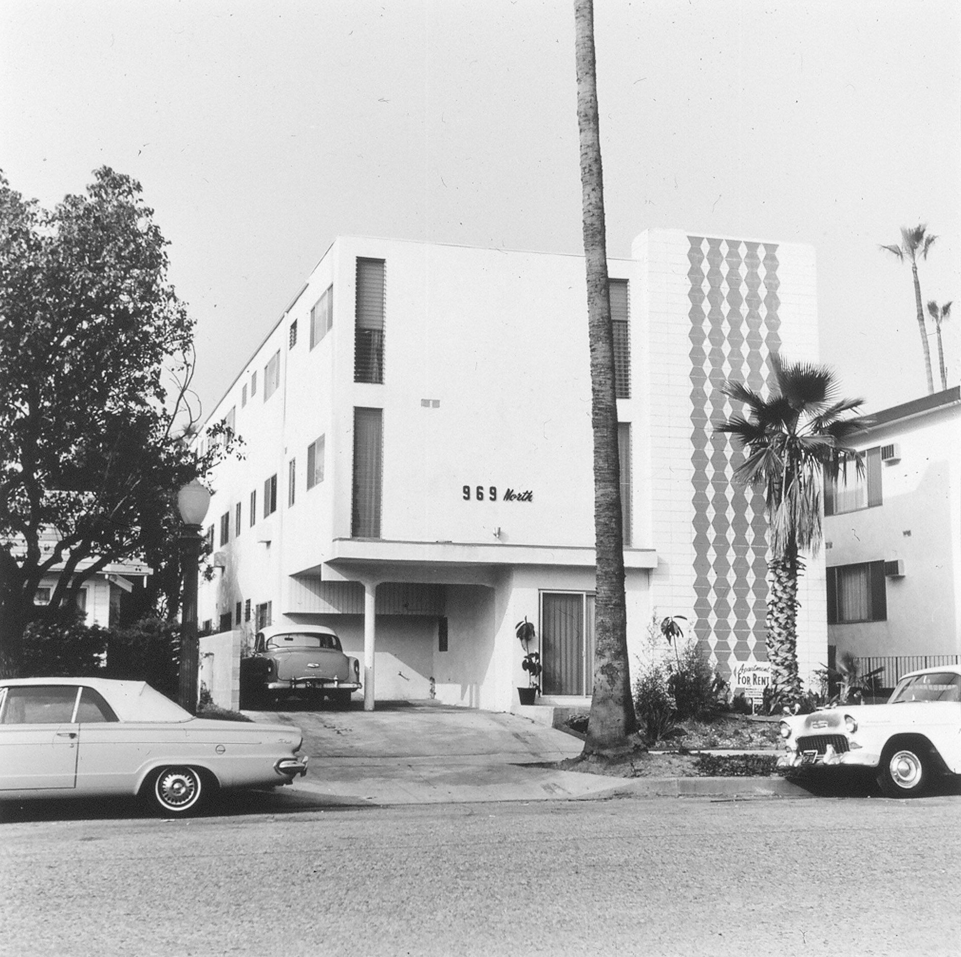 Ed Ruscha – Apartments, Parking Lots, Palm Trees and others: Films, Photographs and Drawings from 1961 to 1975 – Berlin