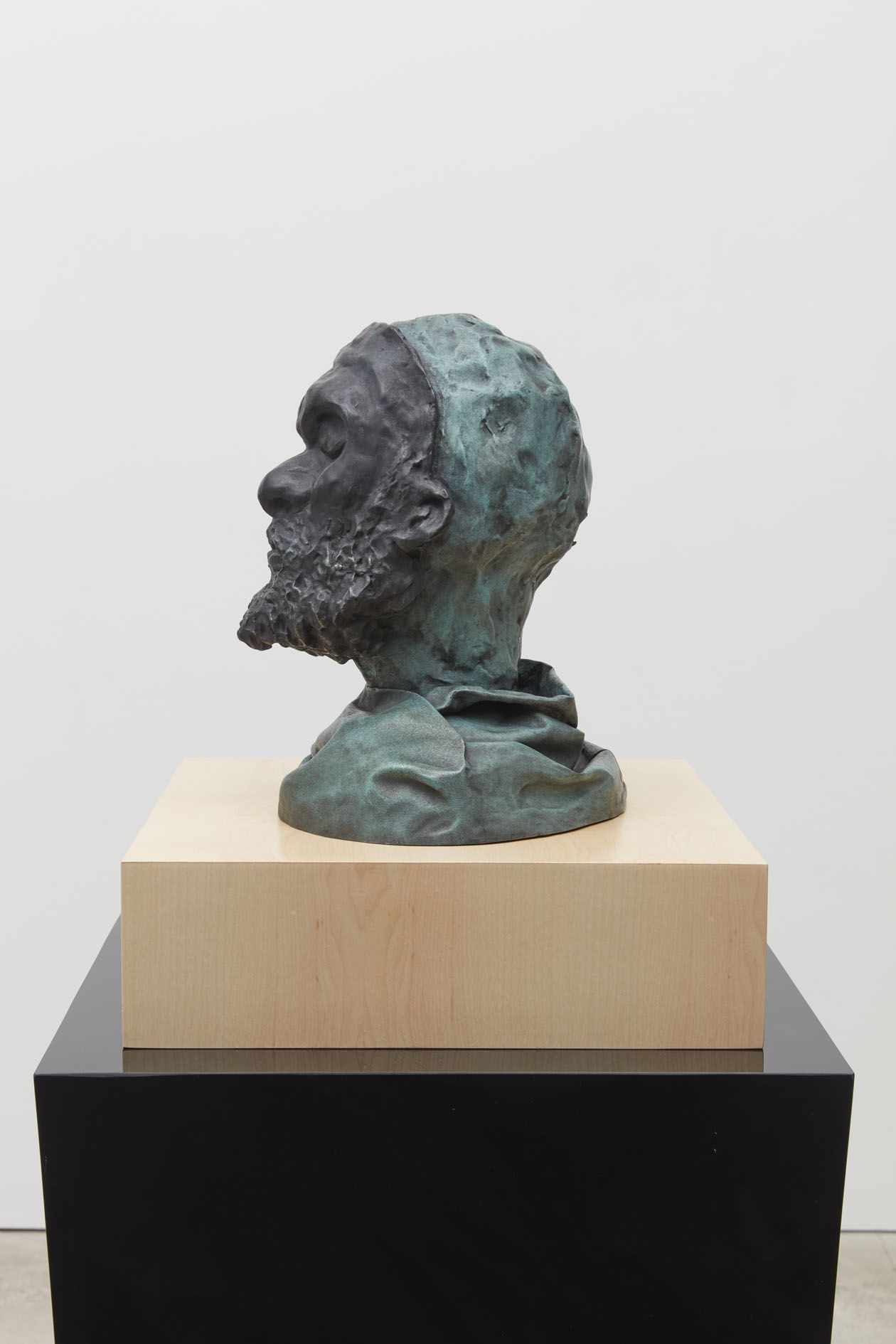 <p><b>Kara Walker<br />
</b><i>Magician – After the Original</i>, 2024<br />
Patinated bronze on custom pedestal<br />
Bronze: 37.5 x 31.8 x 26.7 cm | 14 3/4 x 12 1/2 x 10 1/2 inches<br />
Overall: 141.6 x 53.3 x 53.3 cm | 55 3/4 x 21 x 21 inches<br />
Edition of 3</p>