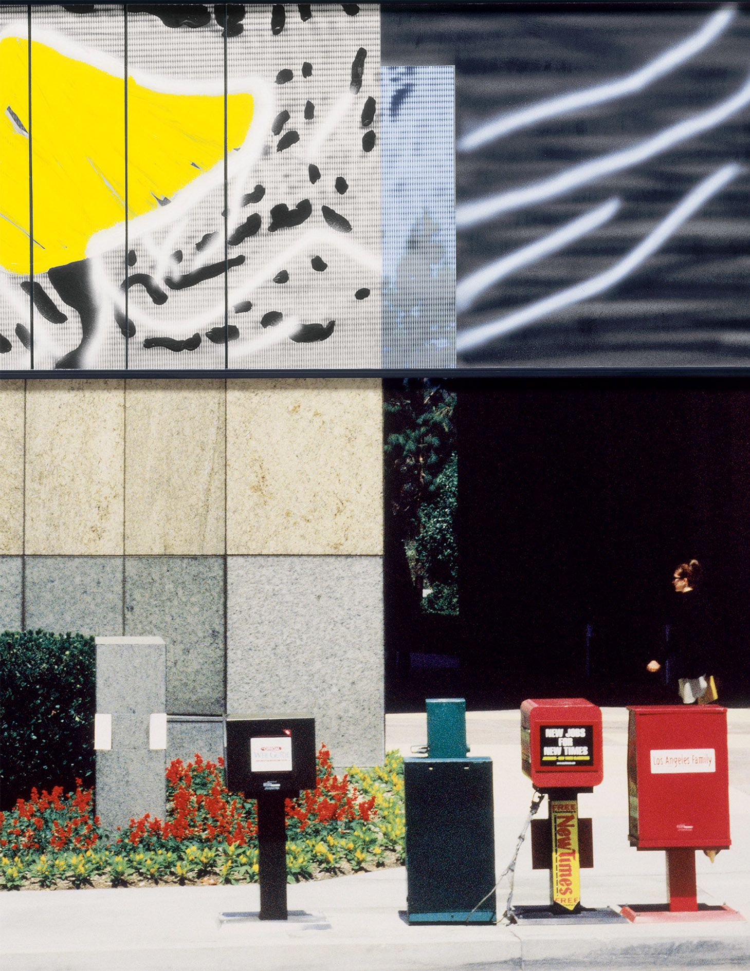 <p><b>John Baldessari<br />
</b><i>The Overlap Series: Man (Entangled In Net)/Street Scene</i>, 2001<br />
Three digital photographic prints (one with acrylic paint) mounted on foam PVC board<br />
183.8 × 122.6 cm | 72 3/8 × 48 1/4 inches</p>