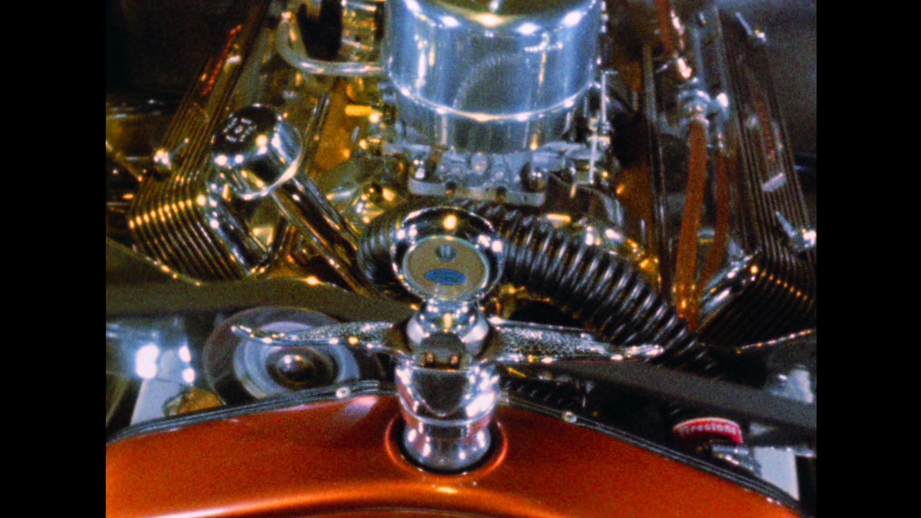 <p><b>Kenneth Anger<br />
</b><i>Kustom Kar Kommandos</i>, 1965<br />
16mm film, color<br />
3 min<br />
Edition of 5 + 1 AP</p>
