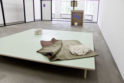 Thea Djordjadze – Explain away, ე.ი. – Berlin