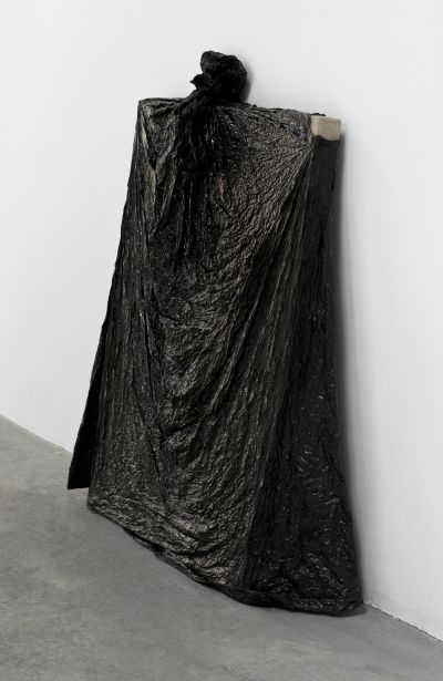 Analia Saban – Bathroom Sink, Etc. – Berlin