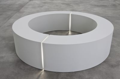 Robert Morris – 6 sculptures – Cologne