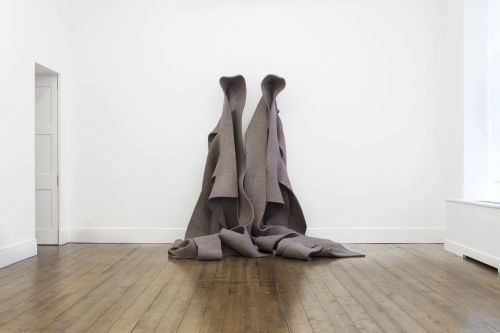Crossroads: Kauffman, Judd and Morris – Group Exhibition – London