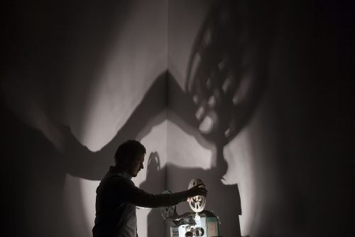 Anthony McCall – 1970s Solid-Light Works – Berlin