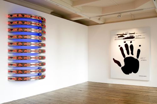 Jenny Holzer – Detained – London