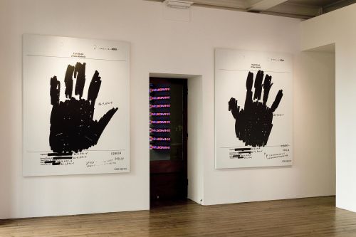 Jenny Holzer – Detained – London