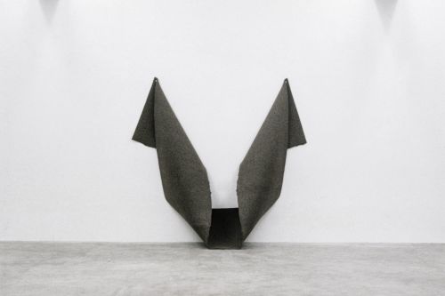 Robert Morris – felt pieces – Cologne