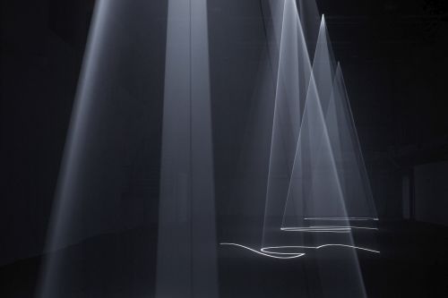 Anthony McCall – Vertical Works – Sprüth Magers at Ambika P3, University of Westminster