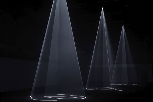 Anthony McCall – Vertical Works – Sprüth Magers at Ambika P3, University of Westminster