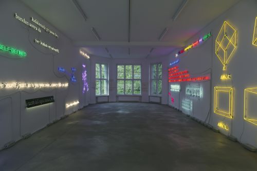 Joseph Kosuth – Insomnia: assorted, illuminated, fixed., – Berlin