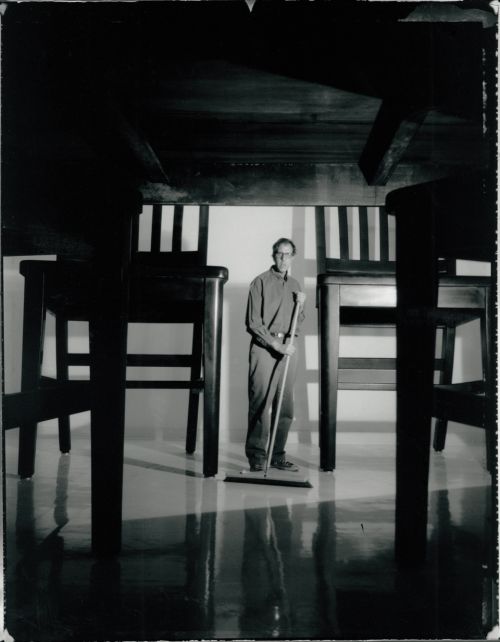 Robert Therrien