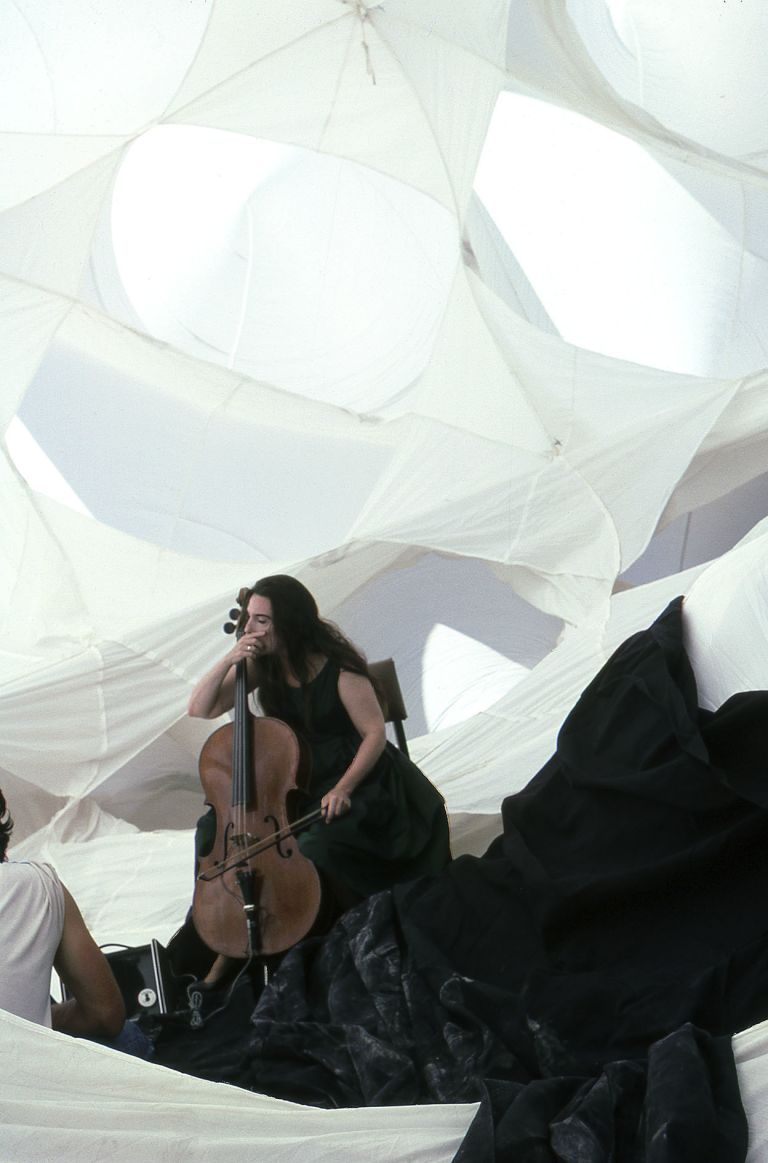 Otto Piene, Berlin Star, 1984, Cocoon Concert performed by Charlotte Moorman as part of CAVS/MIT Desert Sun/Desert Moon, Lone Pine, CA, 1986.
Photo: Elizabeth Goldring