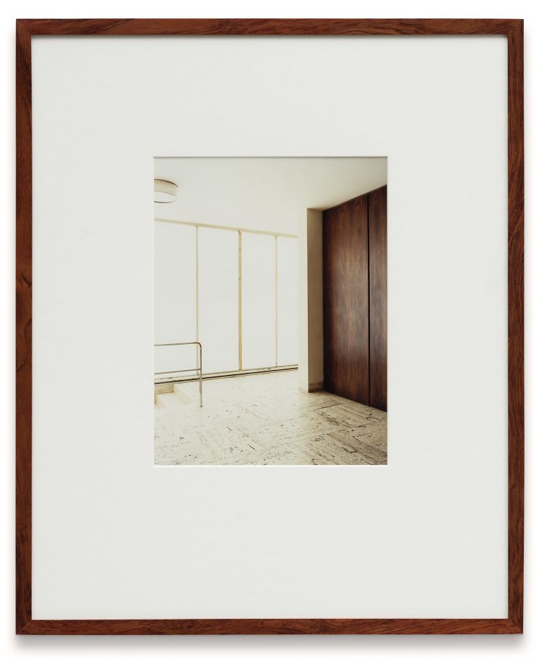 Thomas Ruff
h.t.b.17, 1999
C-print
29 &times; 21.5 cm
11 3/8 &times; 8 1/2 inches