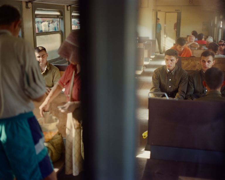 Philip-Lorca diCorcia
Odessa, 1996
20.3 × 25.4 cm (image size)
25.4 × 30.5 cm (paper size)
8 × 10 inches (image size)
10 × 12 inches (paper size)