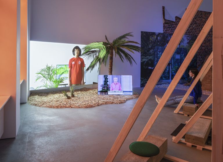 Cao Fei
Isle of Instability, 2020
Multimedia installation showing Isle of Instability, 2020, HD video, 16:9, color, with sound, 10:01 min and Singapore Daily, 2020, HD video, 16:9, color, with sound, 10:01 min
Dimensions variable
Commissioned by Audemars Piguet Contemporary