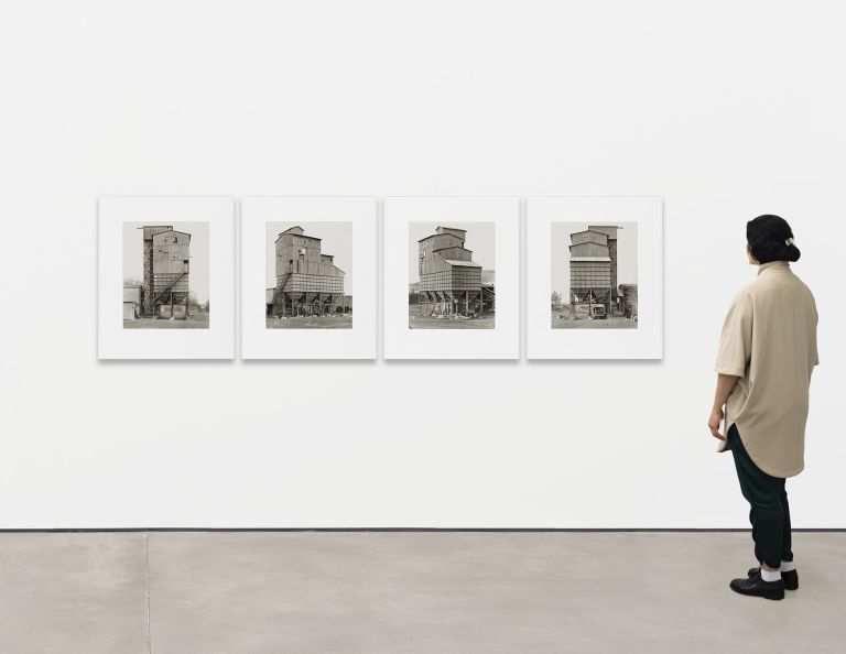 Bernd & Hilla Becher
Gravel Plant, Kretz/Andernach, D, 1987