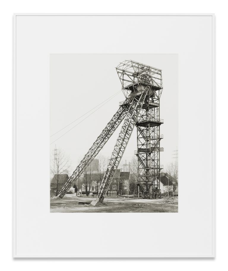Bernd & Hilla Becher
Winding Tower, Dellbrückschacht, Klarenthal, Saarland, D, 1979
Silver-gelatin print
60 &times; 50 cm
23 5/8 &times; 19 3/4 inches
91.5 &times; 75 cm (framed)
36 &times; 29 1/2 inches (framed)