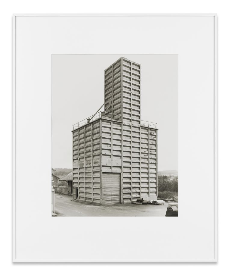 Bernd & Hilla Becher
Grain Elevator, Samer – Boulogne-sur-Mer, F, 2000
Silver-gelatin print
60 &times; 50 cm
23 5/8 &times; 19 3/4 inches
91.5 &times; 75 cm (framed)
36 &times; 29 1/2 inches (framed)