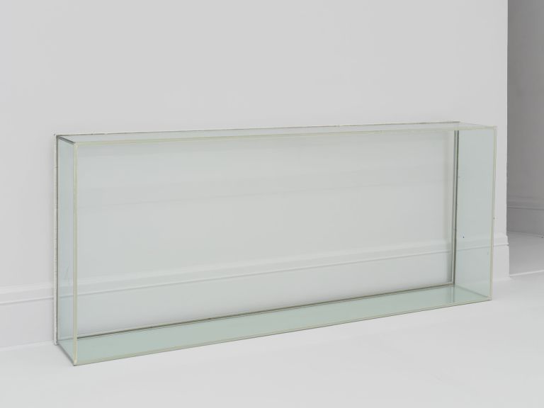 Thea Djordjadze
Untitled, 2019
Glass, paint
75 &times; 180 &times; 26 cm | 29 1/2 &times; 70 7/8 &times; 10 1/4 inches
