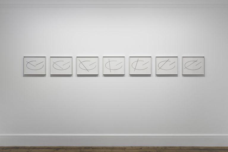 Anthony McCall
Raised Voices, 2021
Footprint Drawings
Set of seven drawings, charcoal on paper
28 × 35.6 cm | 11 × 14 inches
33.5 × 41 cm each | 13 1/8 × 16 1/8 inches each (framed)