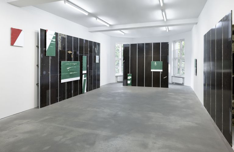 Michail Pirgelis – Opaque Surfaces – Berlin