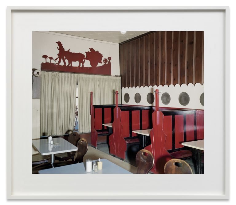 Stephen Shore
Eddie&apos;s Wagon Wheel, Bridge Street, Struthers, Ohio, October 27, 1977, 1977
C-print
45.1 × 56.5 cm
17 3/4 × 22 1/4 inches