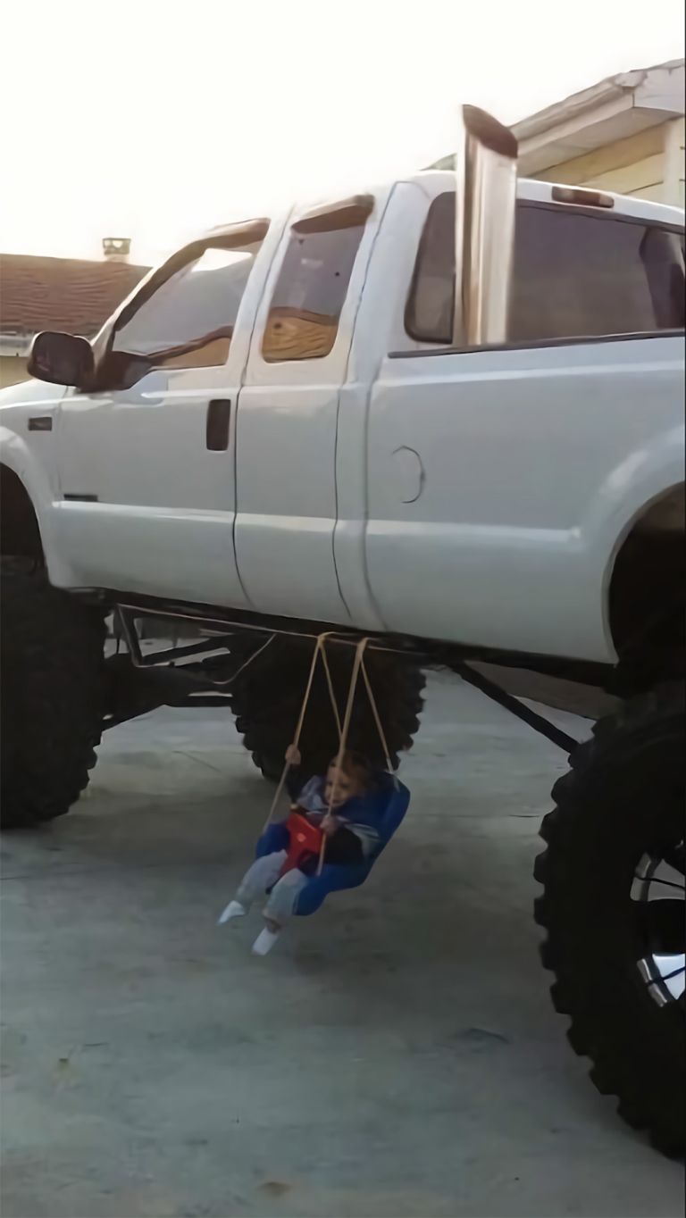 Jon Rafman
Egregore II, 2021