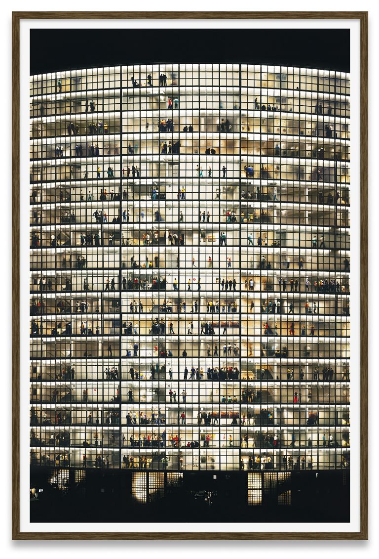 Andreas Gursky
May Day V, 2006
C-Print / Diasec
322.8 &times; 217.9 &times; 6.2 cm (framed)
127 &times; 85 3/4 2 3/8 inches (framed)