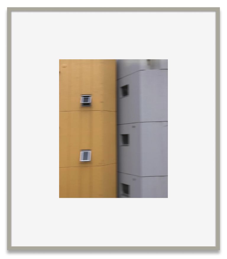 Andreas Gursky
Mobile No 3, 2017
Inkjet-Print, behind glass 
95.3 &times; 78.1 &times; 4 cm (framed)
37 1/2 &times; 30 3/4 &times; 1 5/8 inches (framed)