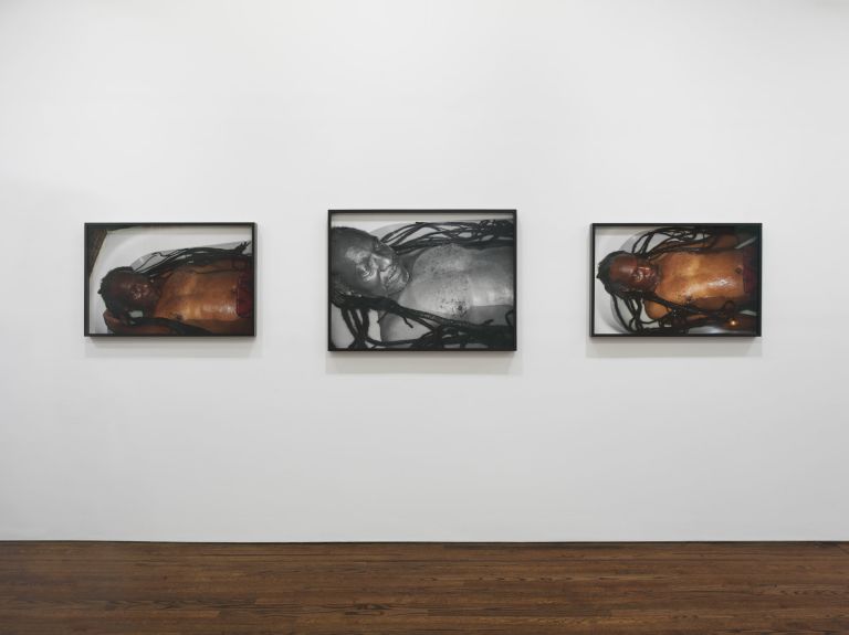 Senga Nengudi
Ellioutt ~ Love, 2022
Triptych, two c-prints, one silver gelatin print
78.1 &times; 350 cm (framed)
30 3/4 &times; 137 7/8 inches (framed)