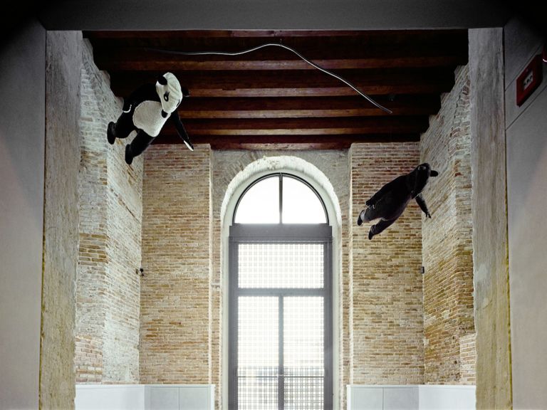 Peter Fischli David Weiss
Rat and Bear (Mobil&eacute;), 2008/09
Installation view, Punta della Dogana, Venice, 2009