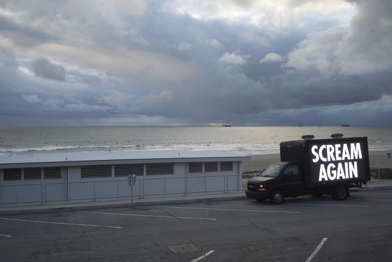 Jenny Holzer
It Is Guns, 2018
LED truck
Text: IT IS GUNS, 2018–19
Los Angeles
© 2018 Jenny Holzer, member Artists Rights Society (ARS), NY
Photo: Collin LaFleche